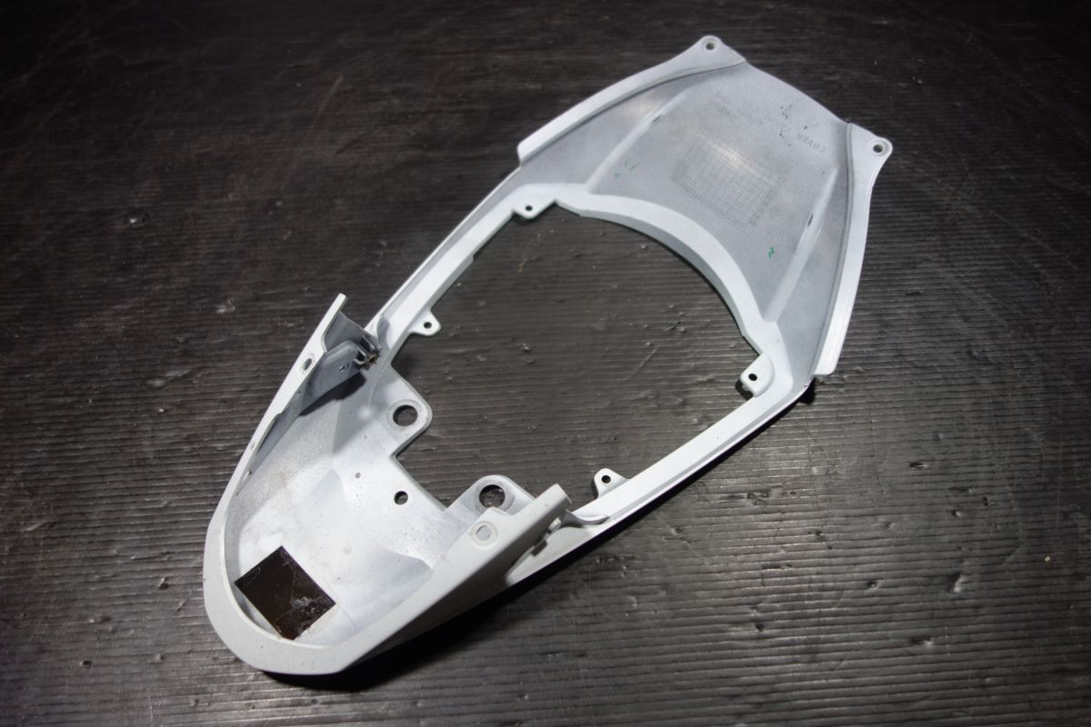 カウル カバー シート テール リア スズキ 純正 GSX-R1000 GT77A K7 K8