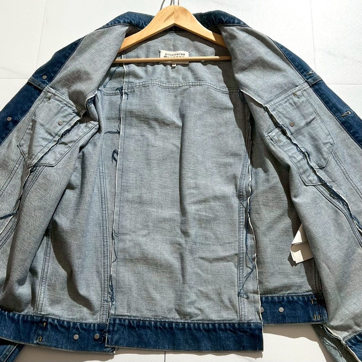 Maison Margiela 再構築デニムジャケット　46 Maison Margiela メゾンマルジェラ 再構築 デニムジャケット 46 - メルカリ