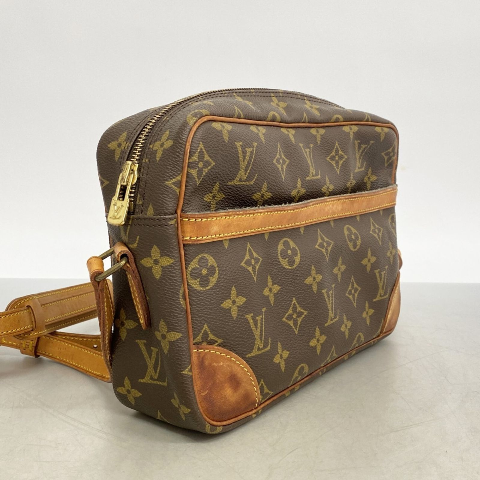 ルイ・ヴィトン(Louis Vuitton) ルイ・ヴィトン ショルダーバッグ 