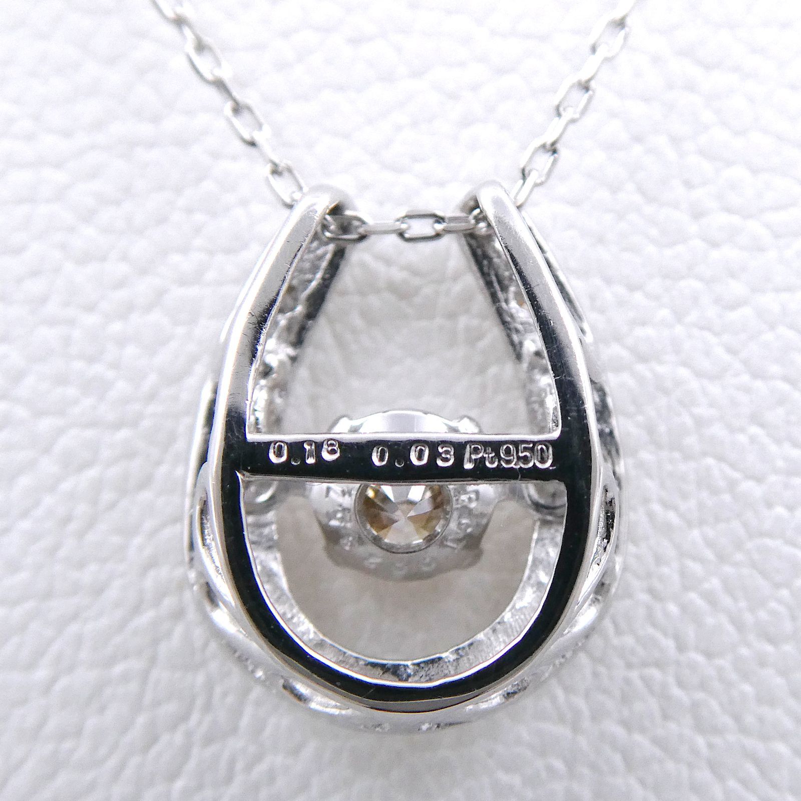 ネックレス P950 ダイヤモンド0.18ct/0.03ct ダンシングダイヤ