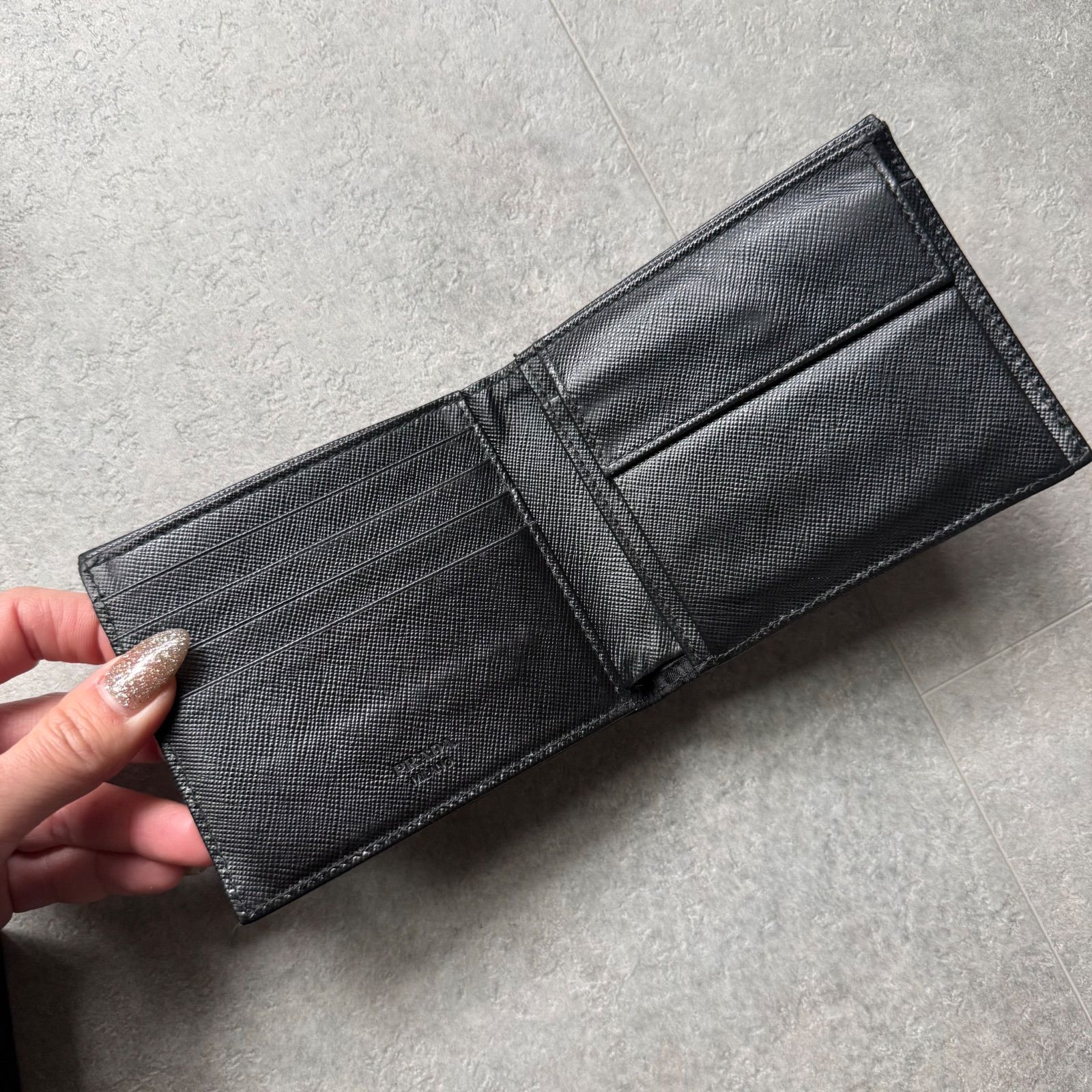 希少 PRADA プラダ ドクロ スカル刺繍 二つ折り財布 ナイロン