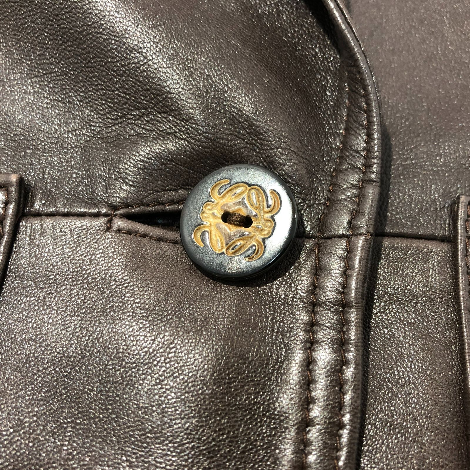 七重浜85-3-0215nh] LOEWE ロエベ レザージャケット 上着 衣類 [中古