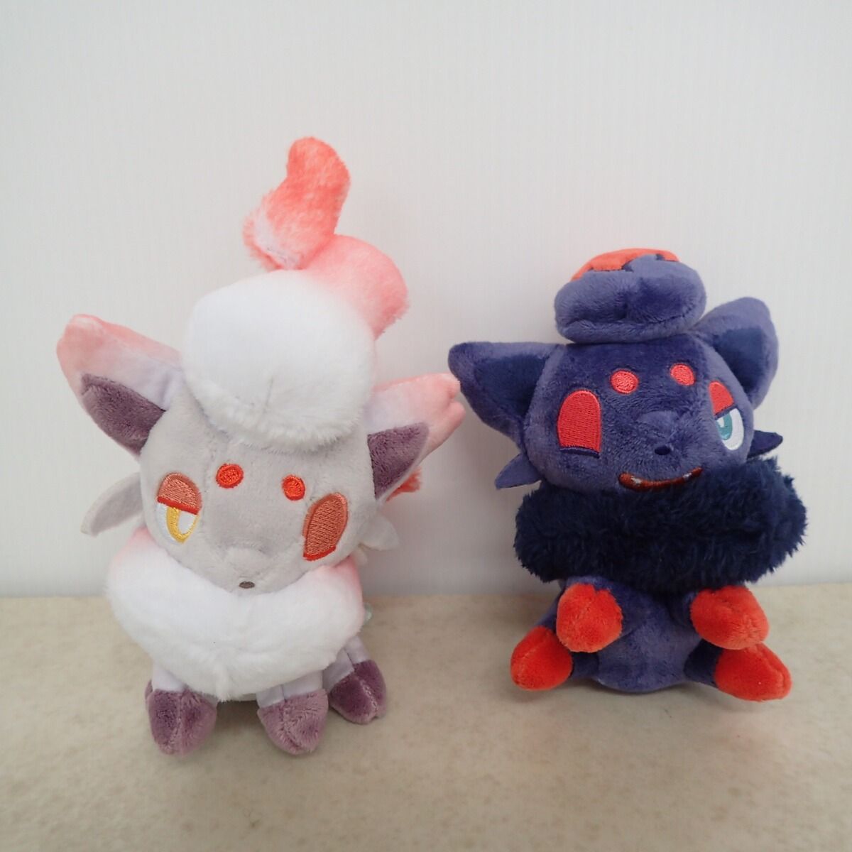 ポケモンセンターオリジナル 磁石でくっつくペアマスコット 磁石で
