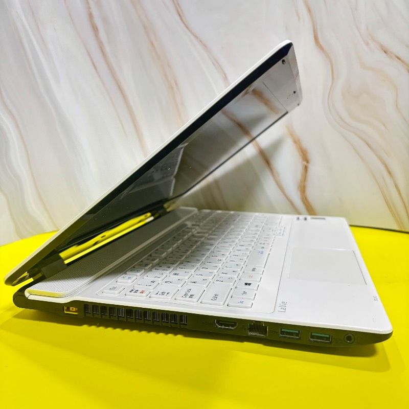 美品✨新品SSDで爆速✨ windows11 ノートパソコン✨LAVIE✨オフィス