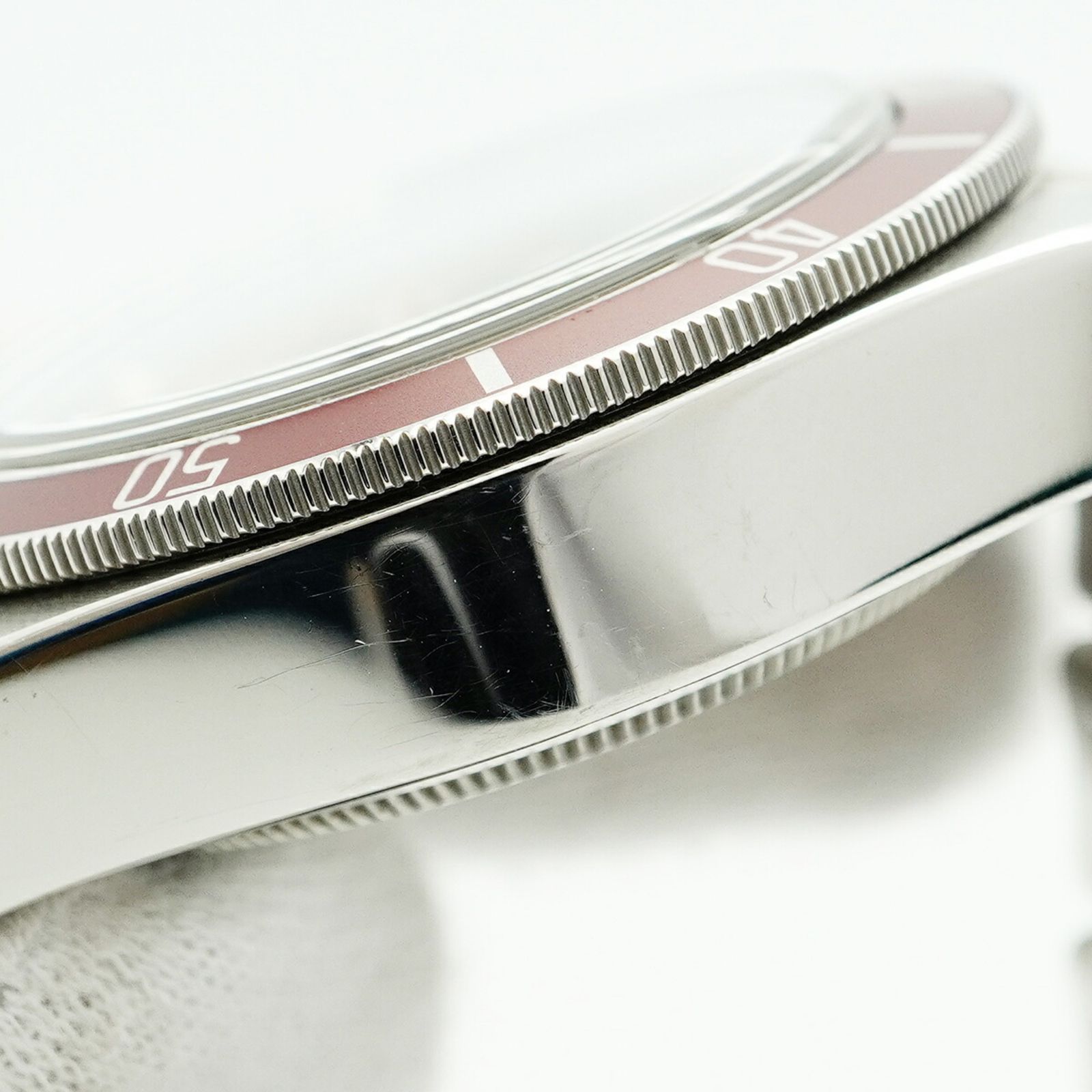 79230R 黒文字盤腕時計