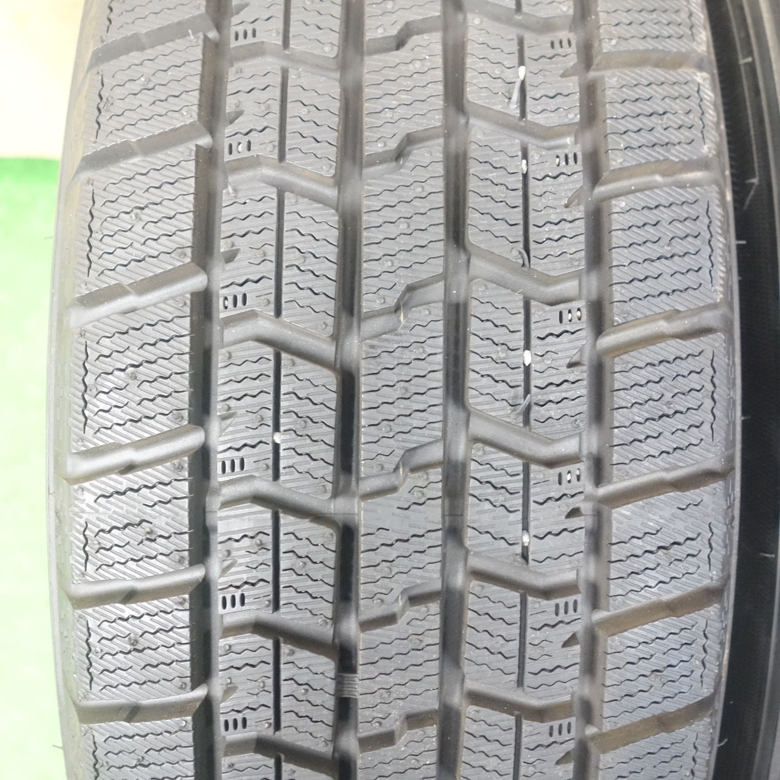 ほぼ未使用！キレイ☆スタッドレス 195/65R16 グッドイヤー アイスナビ 