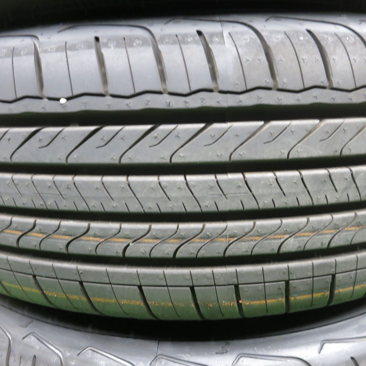 新車外し！25年☆スズキ フロンクス 純正 195/60R16 グッドイヤー