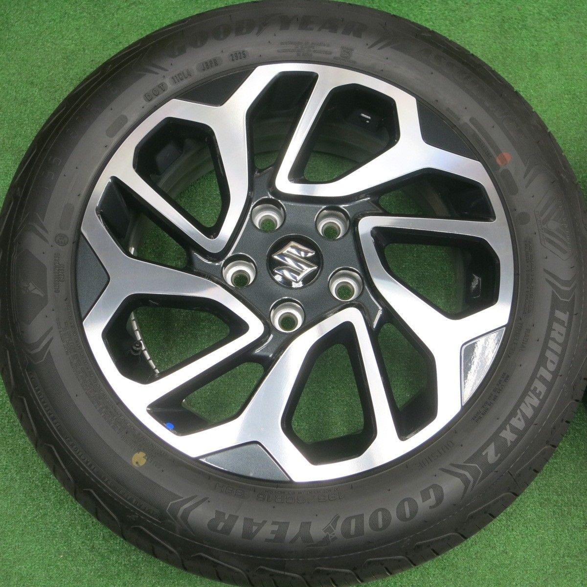 新車外し！25年☆スズキ フロンクス 純正 195/60R16 グッドイヤー