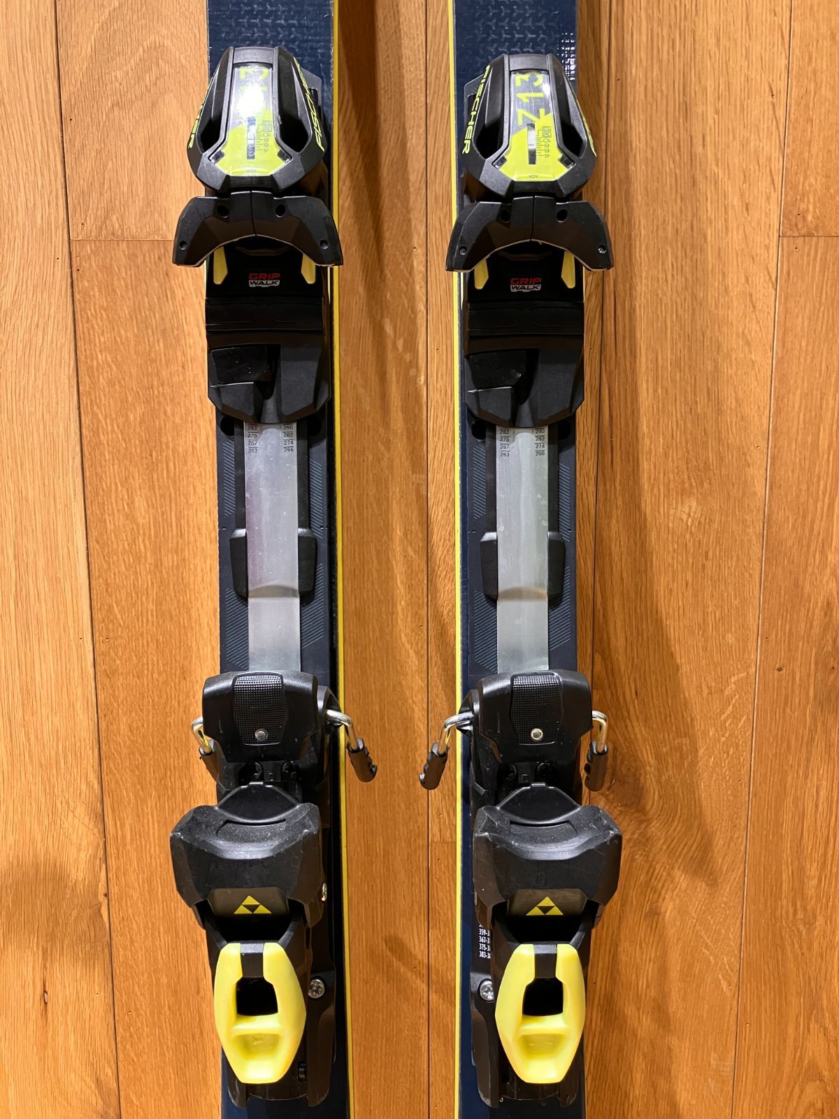 25-26 THE CURV M-PLATE RC4 Z13 GW FF DEMO 171㎝ - メルカリ