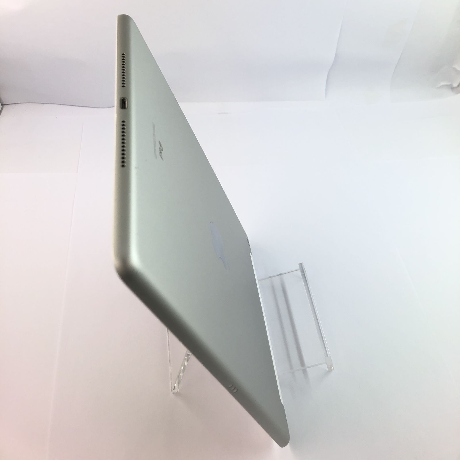 C品】iPad 7世代 Wi-Fi+Cell 128GB 中古 - メルカリ