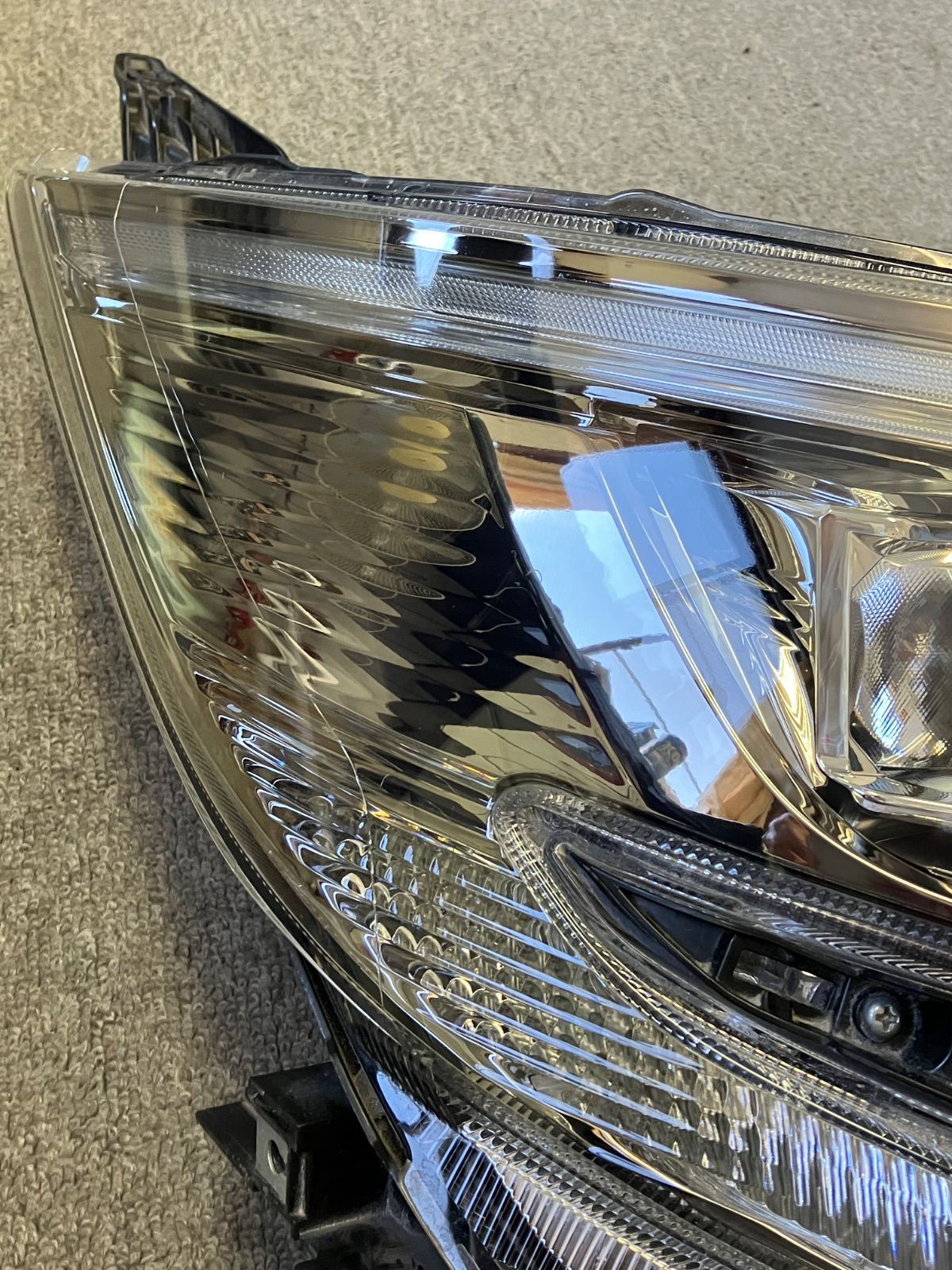 80 ノア 後期 LED ヘッドライト 右 運転席側 Si W×B Ⅱ トヨタ ノア 