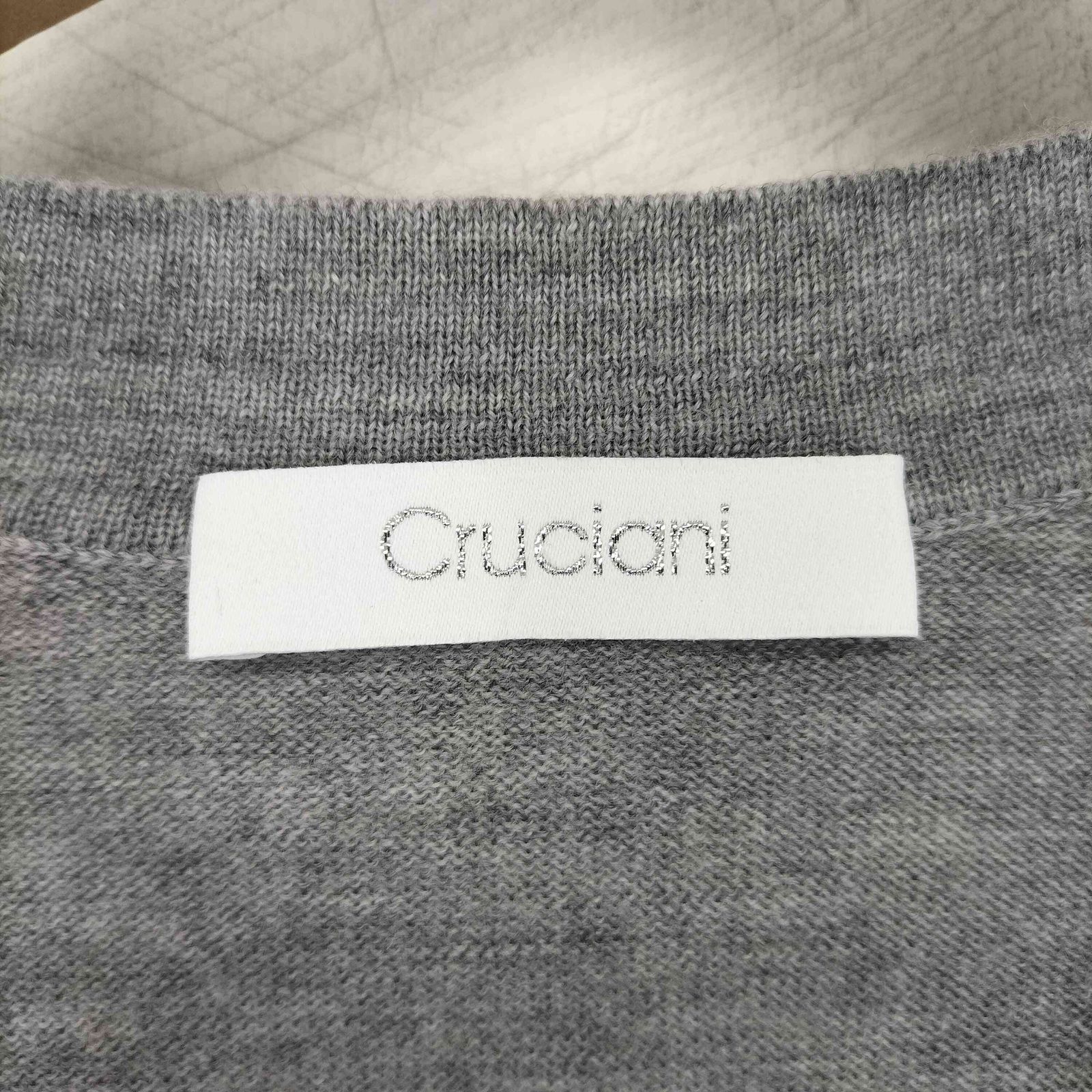 クルチアーニ Cruciani イタリア製 ウールVネックカーディガン