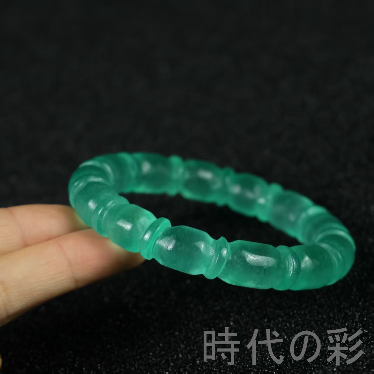 翡翠 高冰種 彫刻バングル』中国古美術 氷種氷透 強蛍光 天然翡翠 