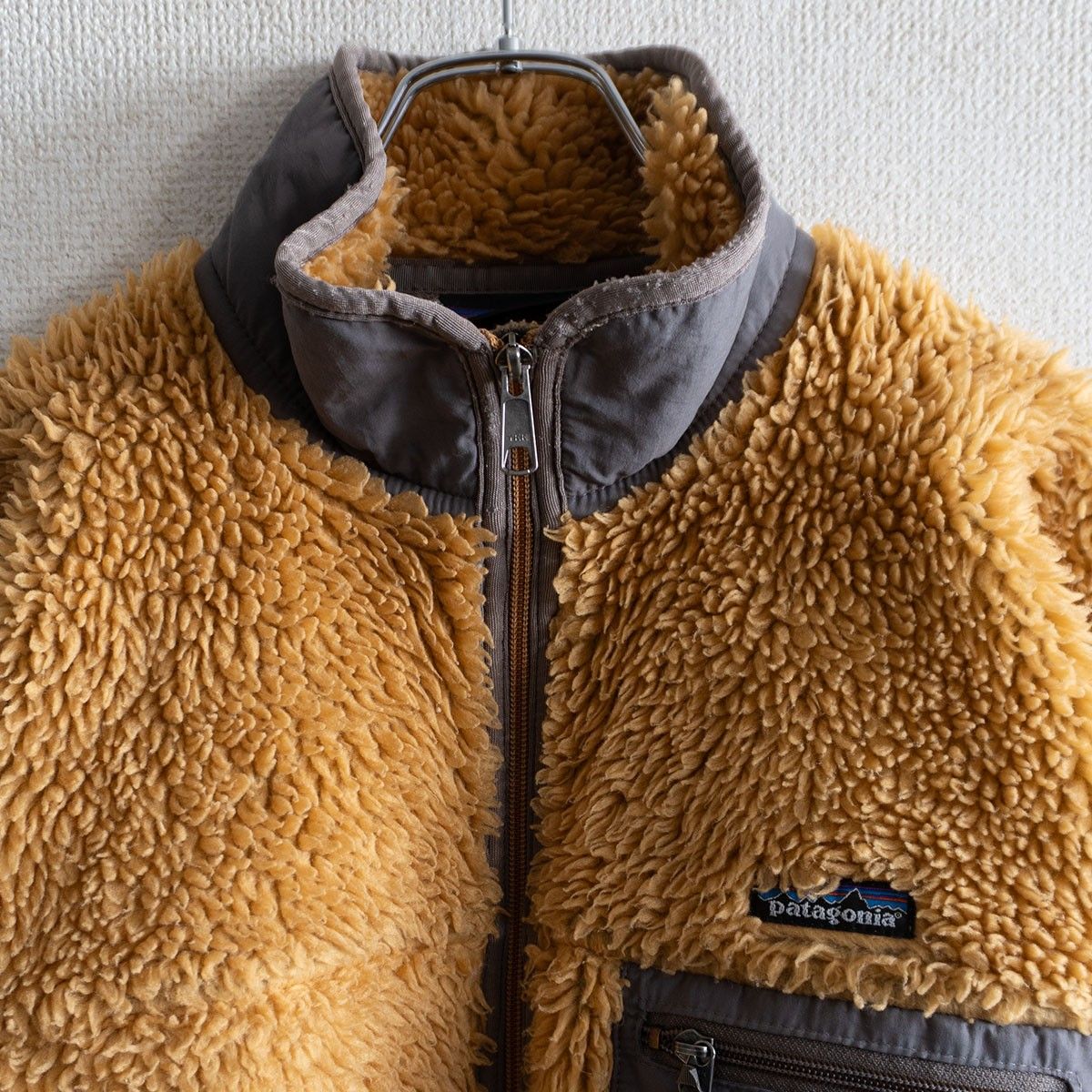 希少/テキーラゴールド】PATAGONIA【クラシック レトロ カーディガン 