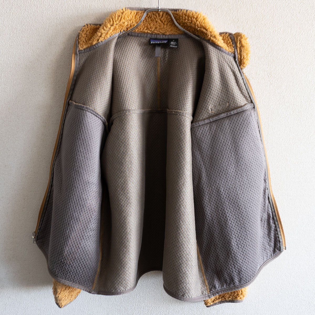 希少/テキーラゴールド】PATAGONIA【クラシック レトロ カーディガン 