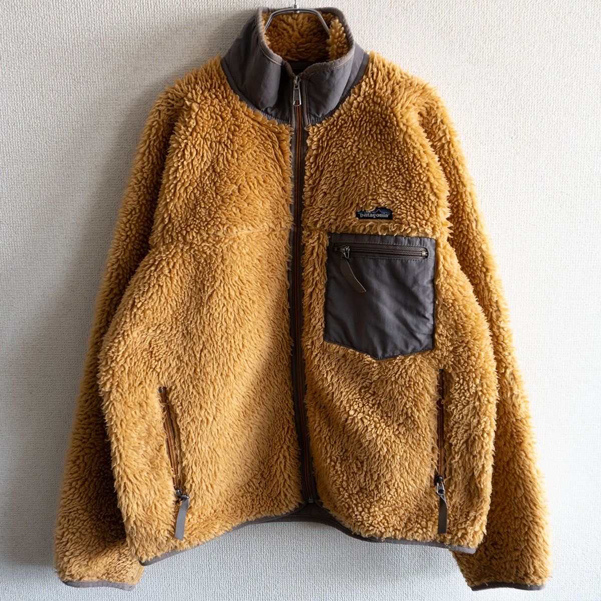 希少/テキーラゴールド】PATAGONIA【クラシック レトロ カーディガン