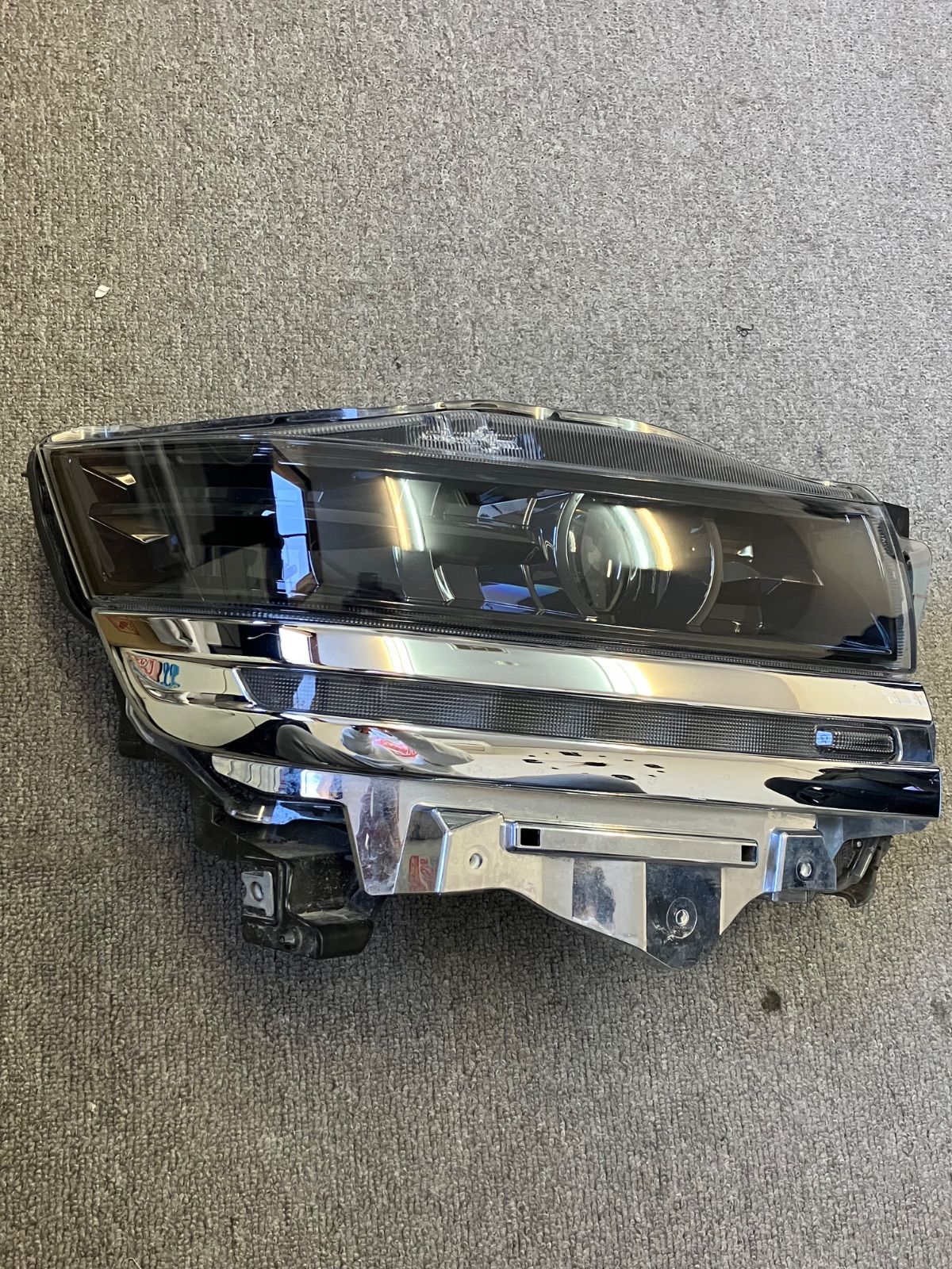 スペーシアカスタム MK54S MK94S ヘッドライト 右 運転席側 スズキ