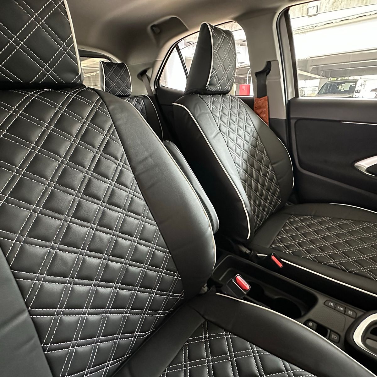 【送料無料】N-BOXカスタム 車種別 専用 設計 新品 シートカバーClazzio キルティングタイプ [EH-2068] N-BOXカスタム(福祉車両・車いす仕様車) JF3&frasl;4 車種別 専用