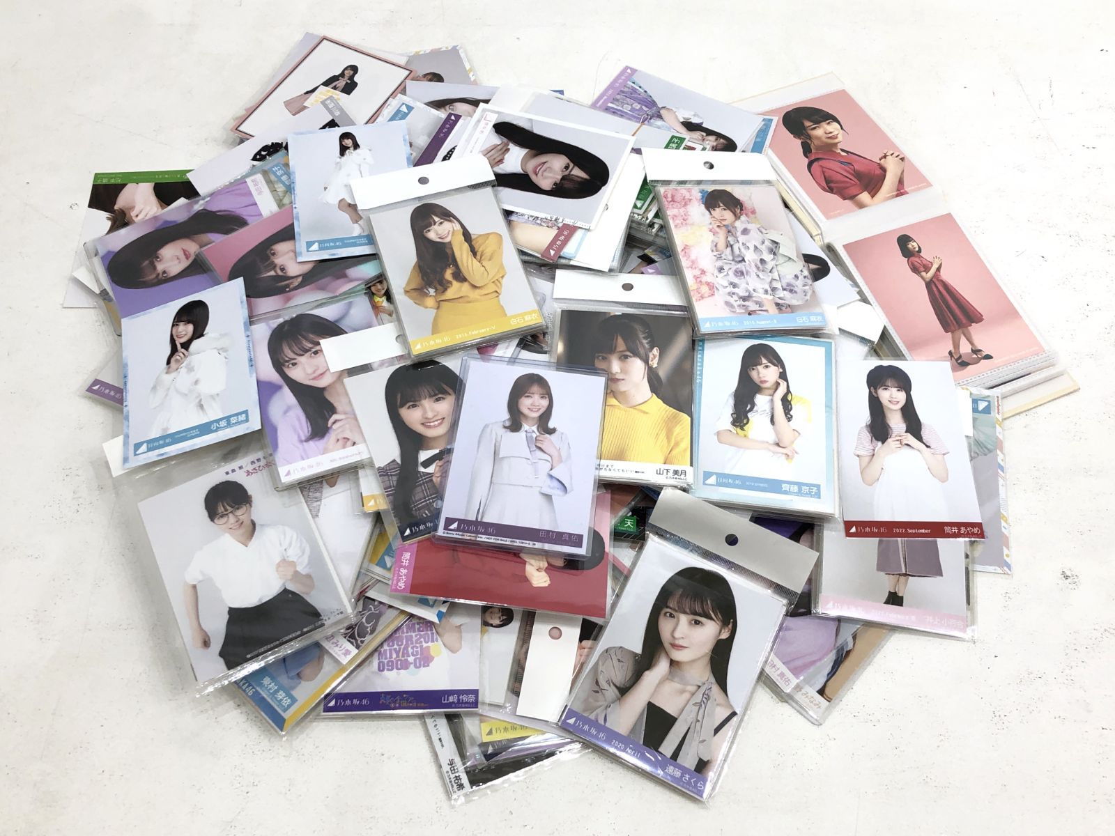 小牧店】坂道 生写真まとめて 乃木坂 欅坂 日向坂 未検品 【T353-3132