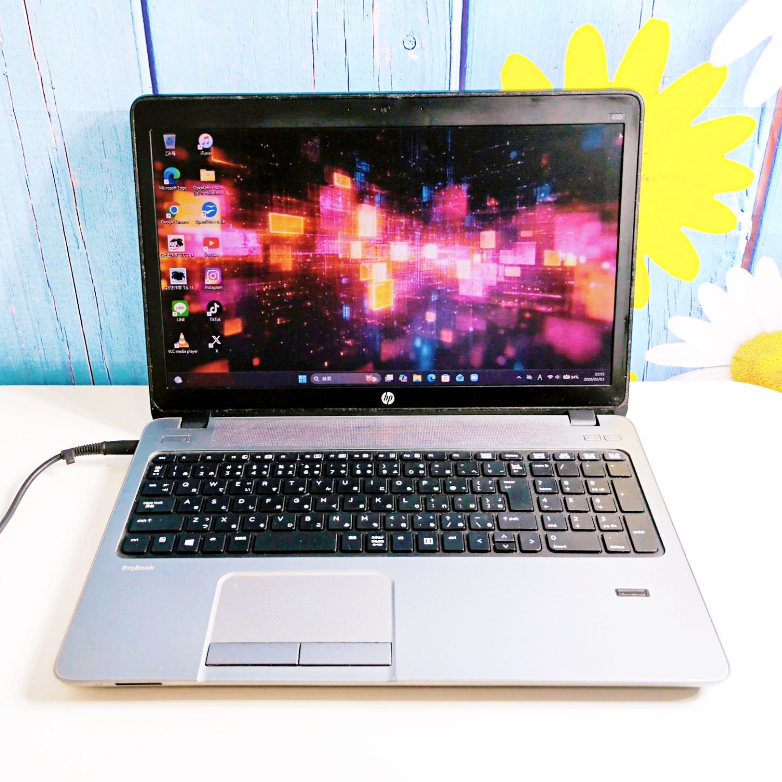 初心者におすすめ✨SSDで快適✨8GB×DVD×15.6型✨カメラ付き✨Windows11