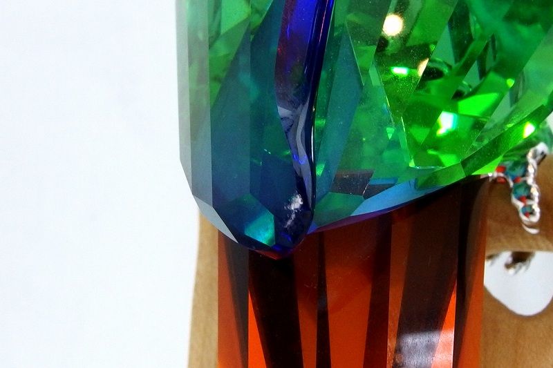 221758】SWAROVSKI スワロフスキー Chrome Green コンゴウインコ 鳥