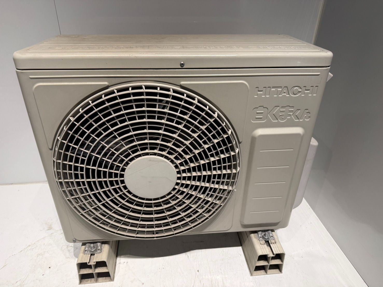 334 HITACHI 2018年製エアコン 6～8畳用 整備済み - メルカリ