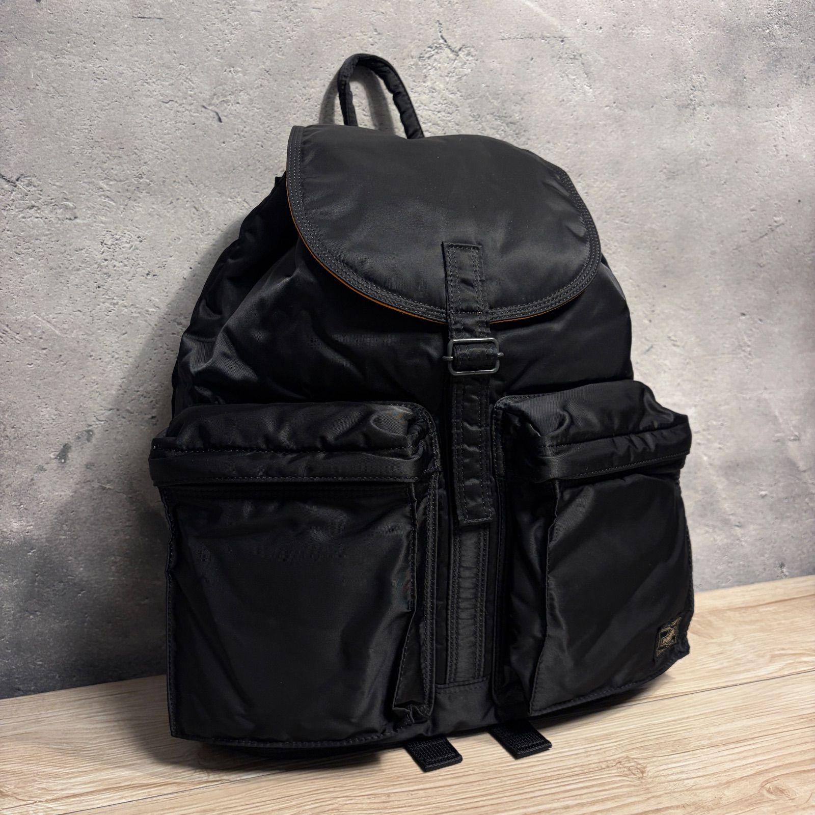 A4可 美品 PORTER ナイロン バッグパック 黒 ラウンドファスナー
