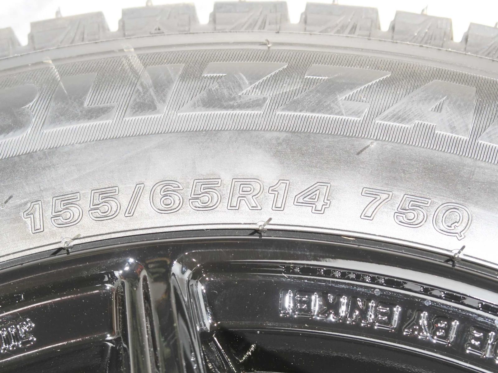 軽自動車 等 4本 社外 14インチ スタッドレス バリ溝 ブリヂストン