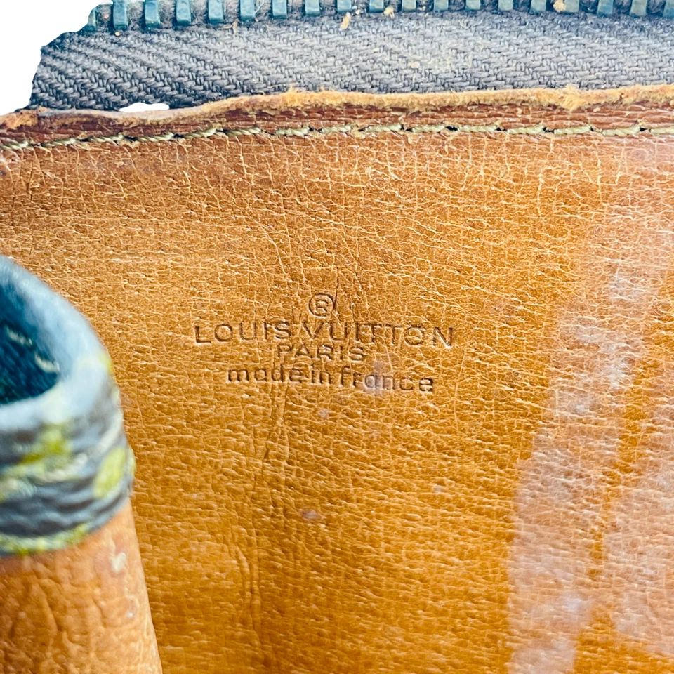 LOUIS VUITTON モノグラム ポッシュドキュマン M53456 ユニセックス