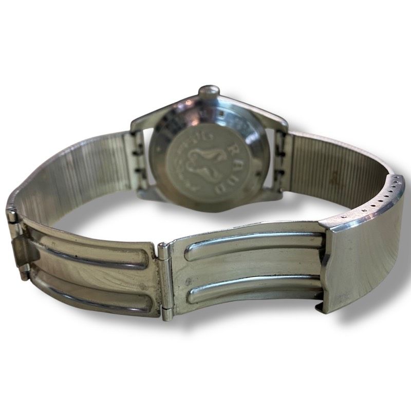 文字盤ゴールド 腕周り最大約16cm