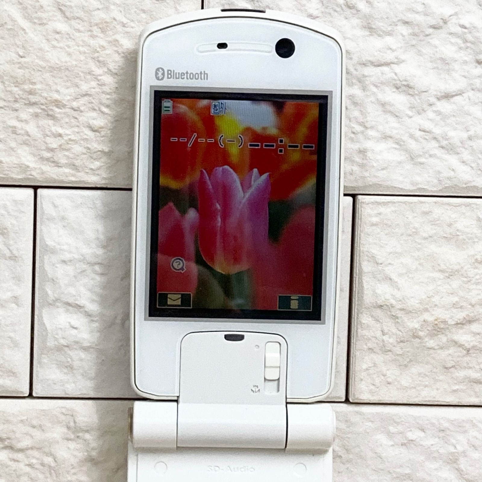 初期化済】NTT docomo FOMA P902i ホワイト×ブーケグラス パナソニック