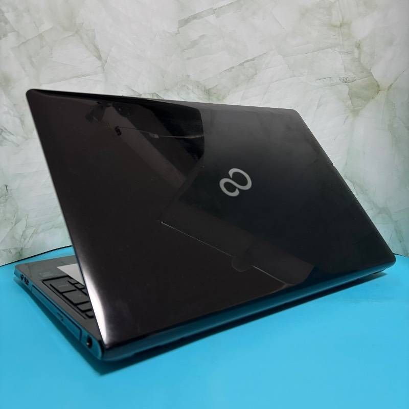 動作良好◎【オフィス付】メモリ8GB☆爆速SSD搭載☆動作良好◎富士通