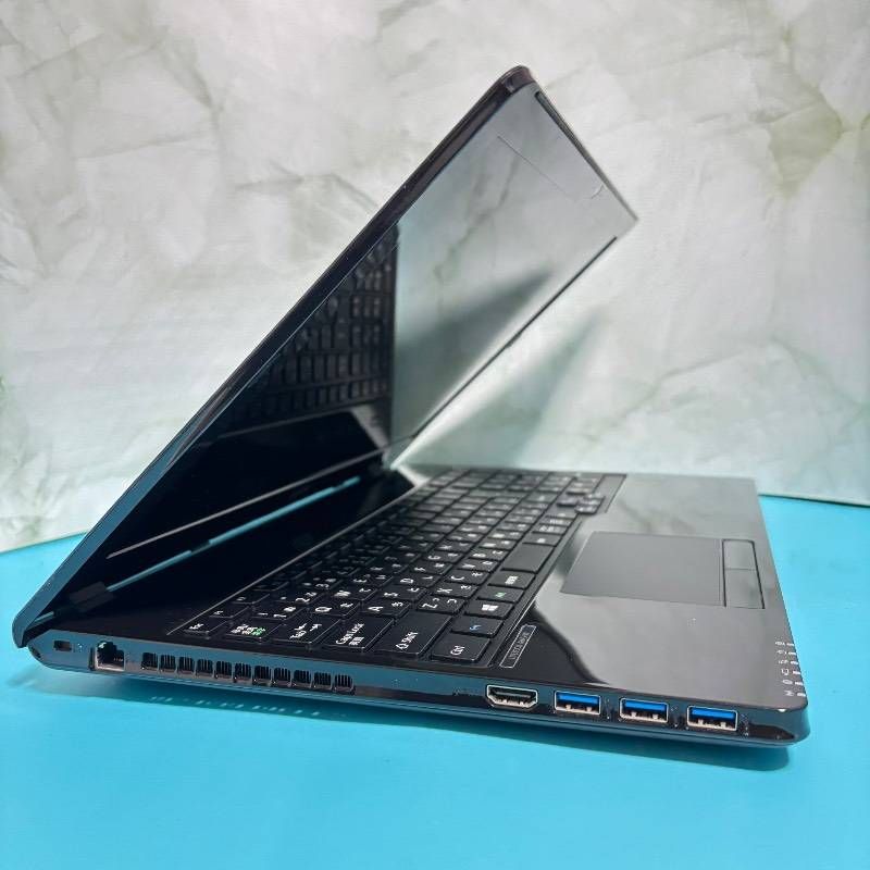 動作良好◎【オフィス付】メモリ8GB☆爆速SSD搭載☆動作良好◎富士通