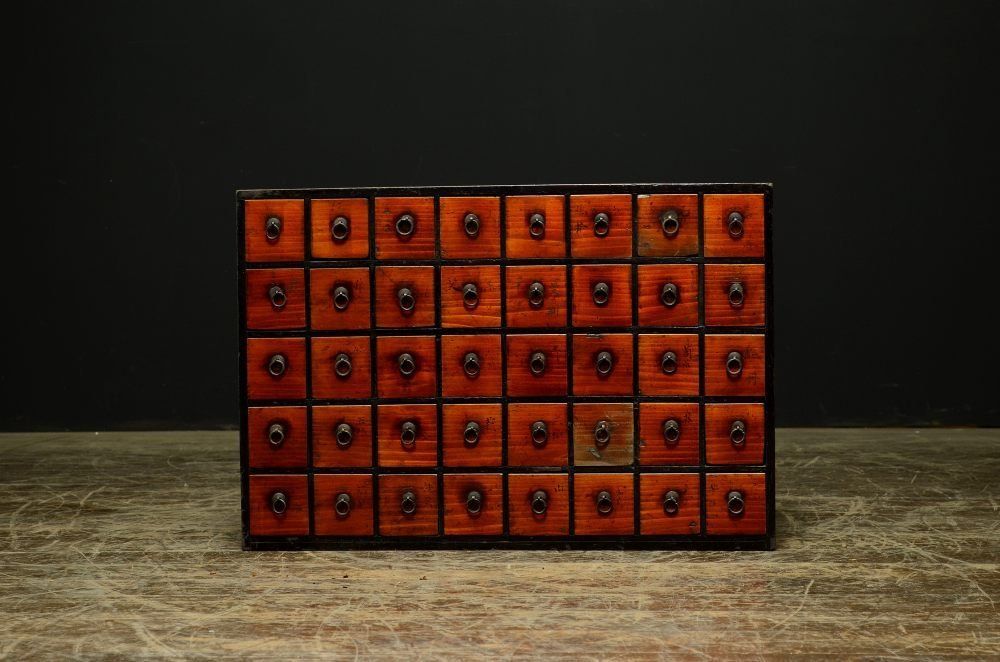 蔵A6044】時代家具 薬箪笥 明治時代 滋賀県初出し品 - メルカリ