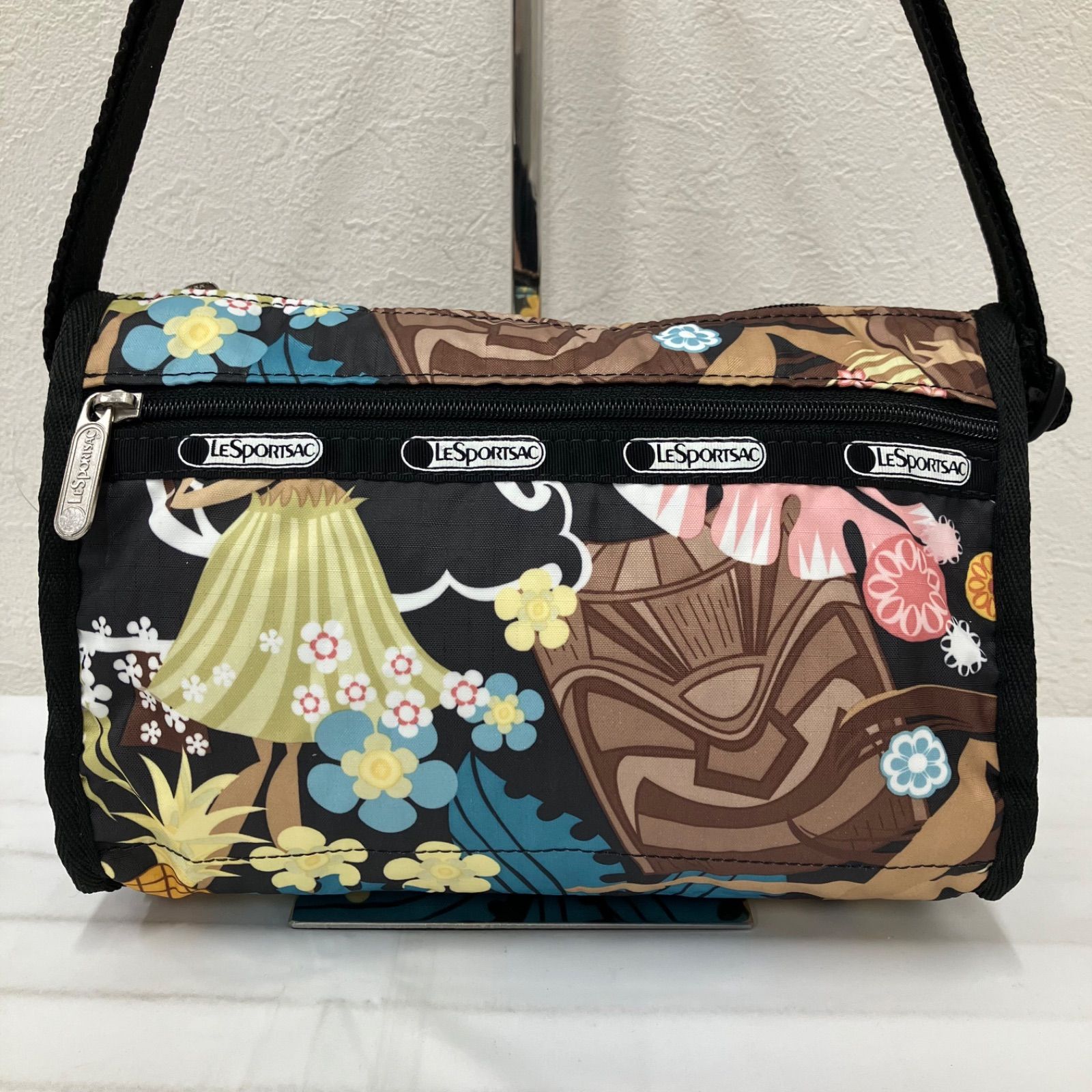 9795 LeSportsac レスポートサック ショルダーバッグ ブラック 黒 