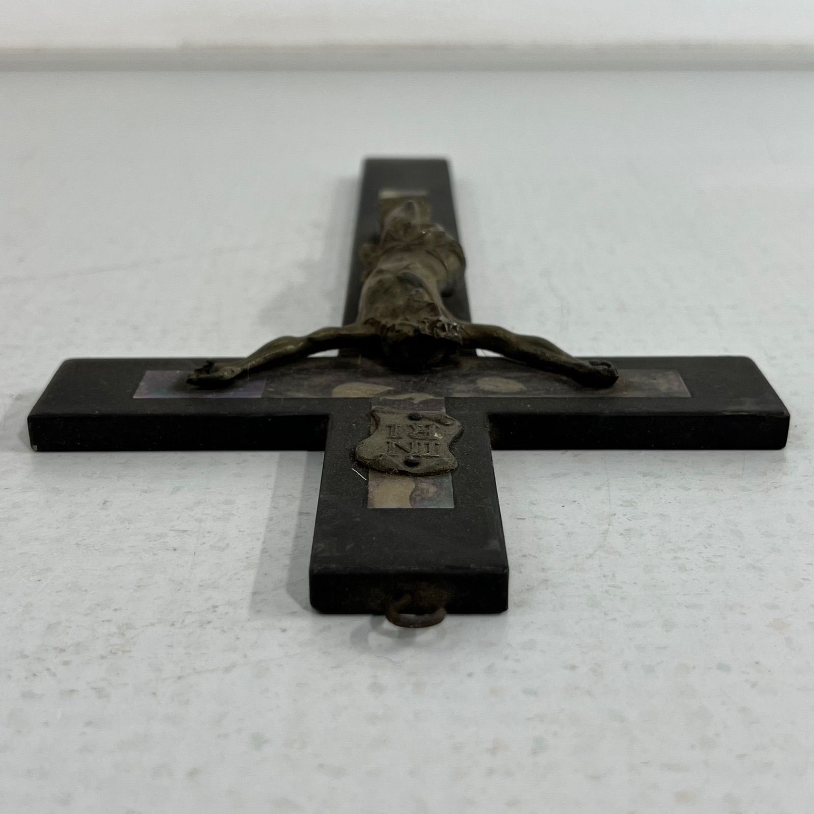ヴィンテージ】木製 十字架 イエス像 INRI キリスト クロス - メルカリ