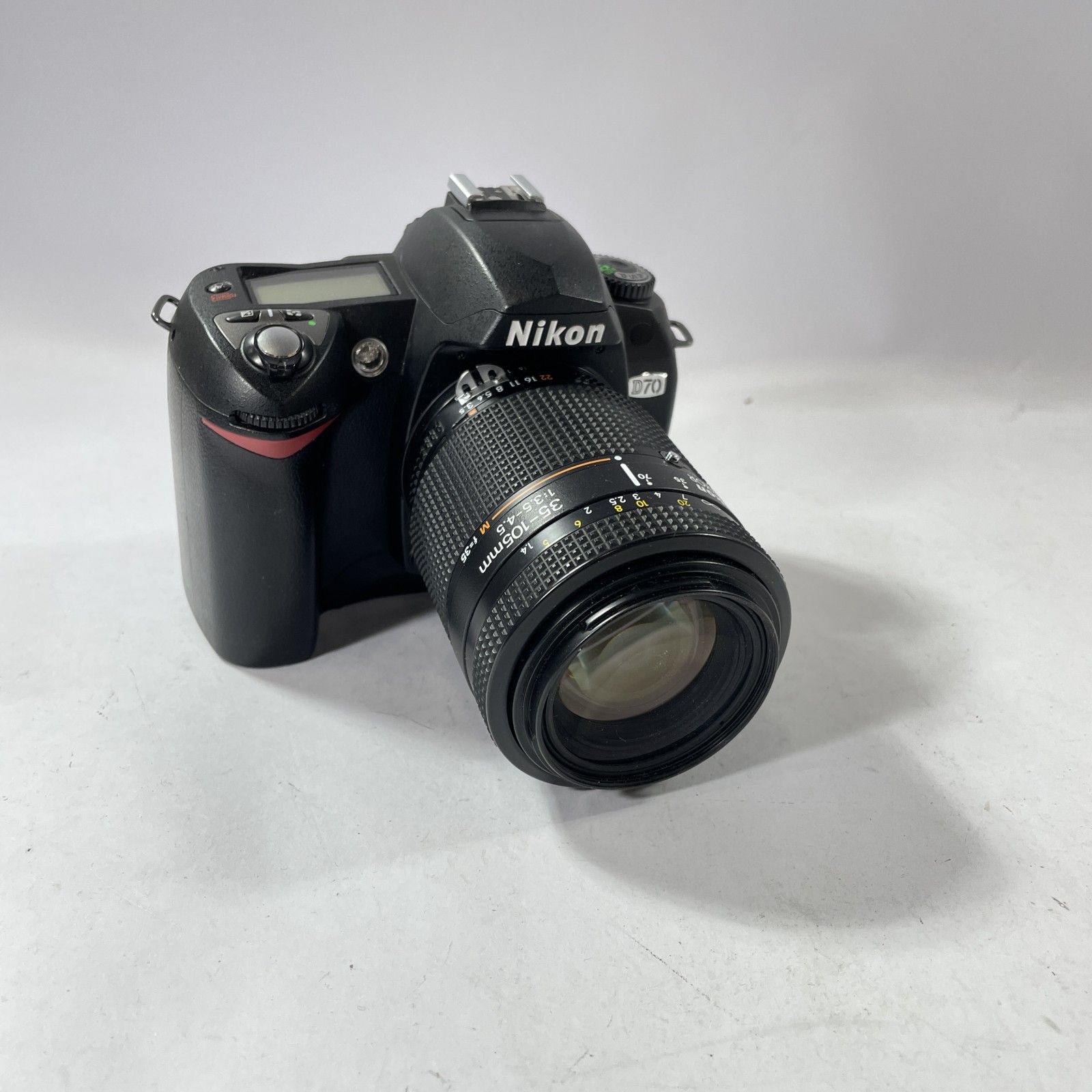レトロなエモさ❣️ Nikon D70 標準ズームレンズキット 簡単キレイ撮影✨ Nikon - ✨Nikon D70✨Wレンズセット エモいCCD写りが人気の一眼 Nikon