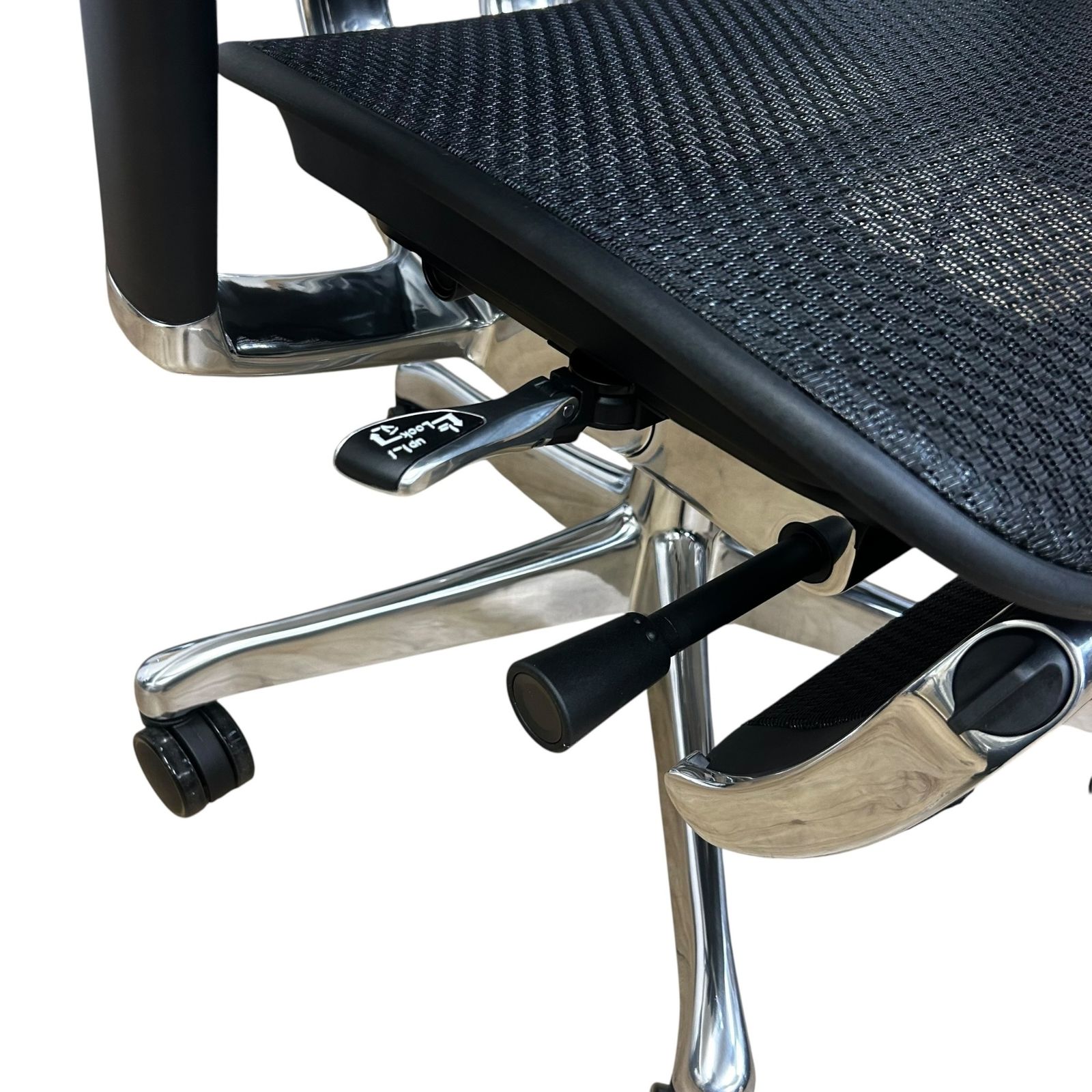 メッシュ ブラック