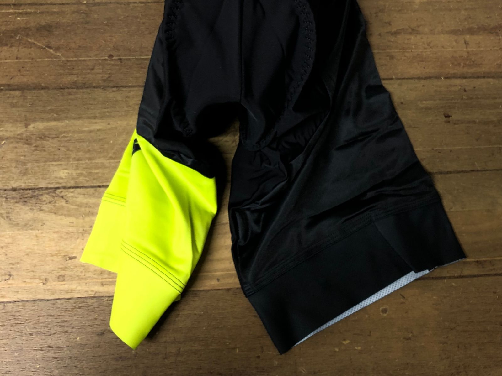 国内正规品 Specialized BORA ビブショーツ Red Bull - BORA
