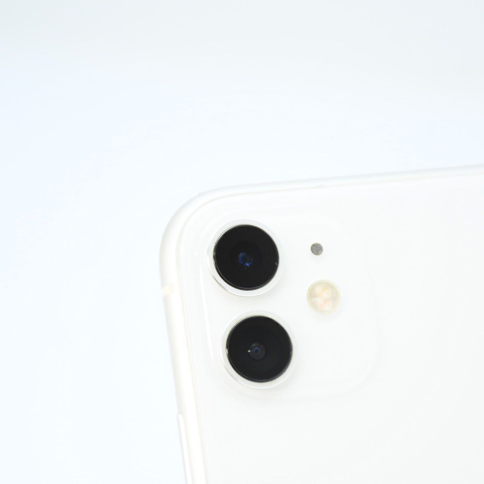 バッテリー最大容量100％＊液晶美品】 SIMフリー iPhone11 64GB
