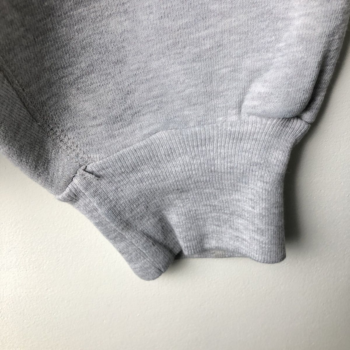 古着 90年代 MVP PRO WEAVE 3連プリント カレッジスウェットシャツ