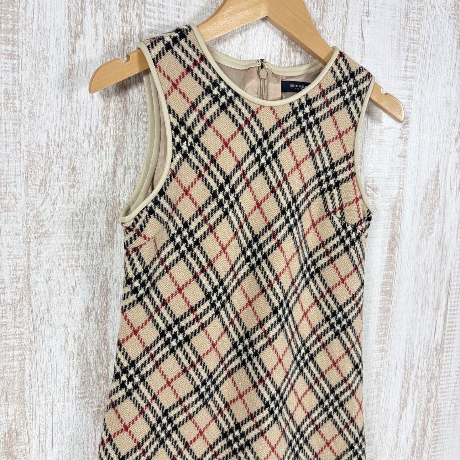 美品 BURBERRY LONDON バーバリーロンドン 定番カラー ベージュ ノバ