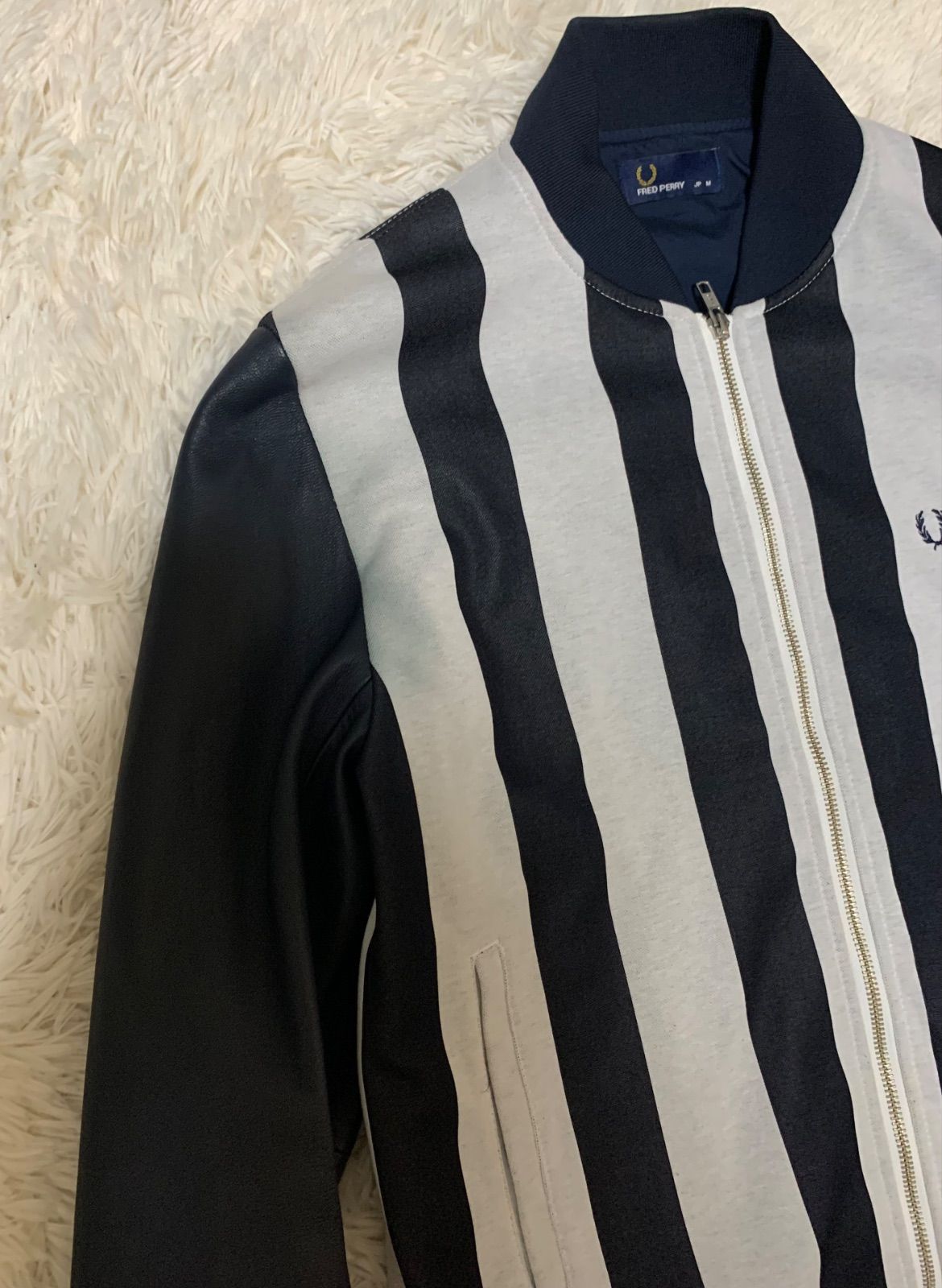 FRED PERRY 羊革 ストライプ スタジャン レザー 切り替え ボンバー