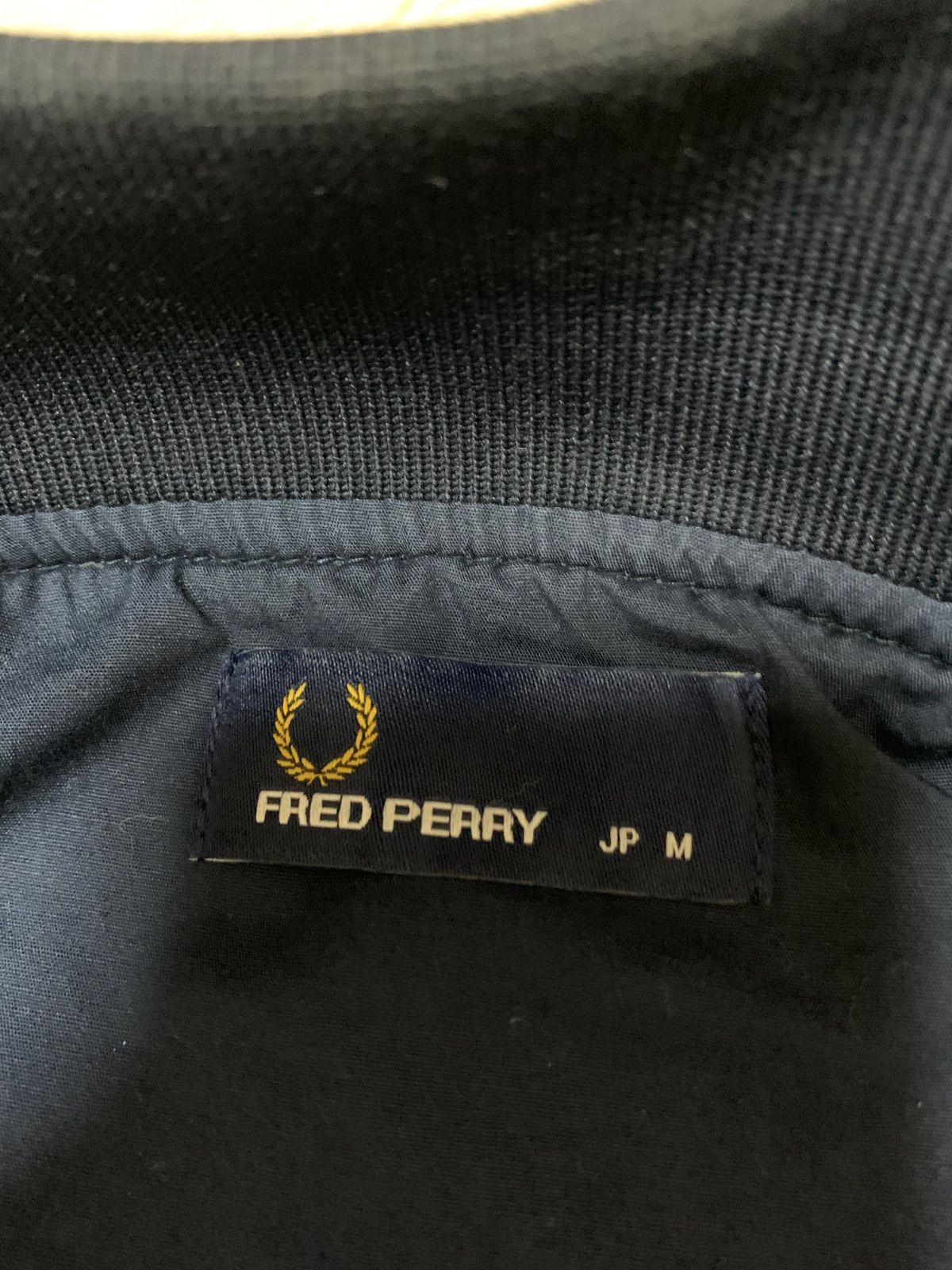 FRED PERRY 羊革 ストライプ スタジャン レザー 切り替え ボンバー