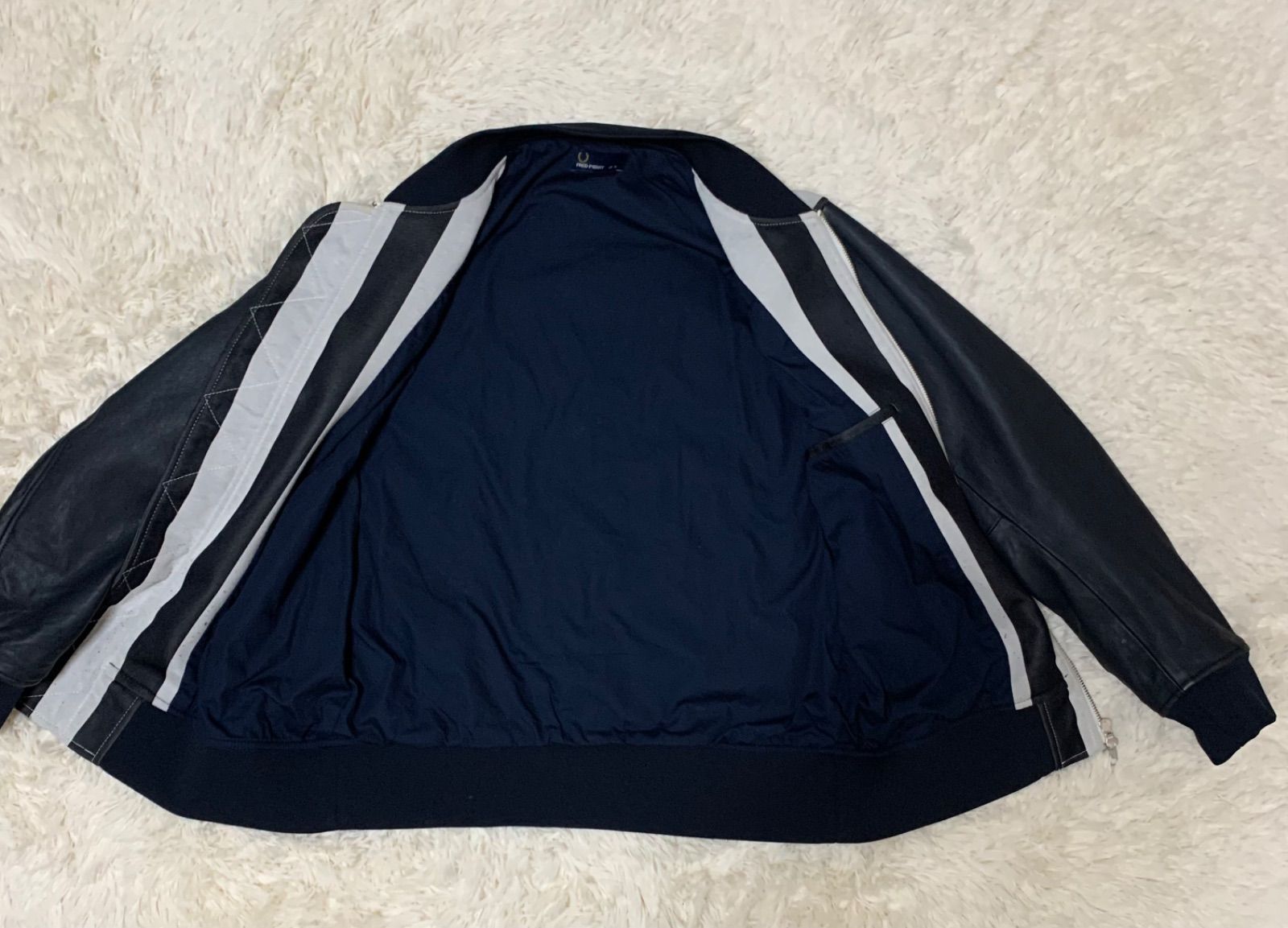 FRED PERRY 羊革 ストライプ スタジャン レザー 切り替え ボンバー 