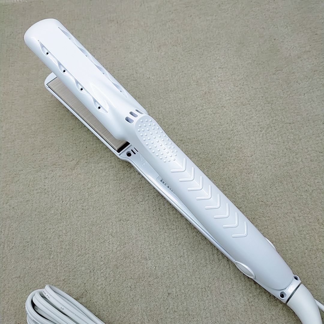 ほぼ未使用??付属品完備》 KINUJO 絹女 ストレート アイロン 《ほぼ未