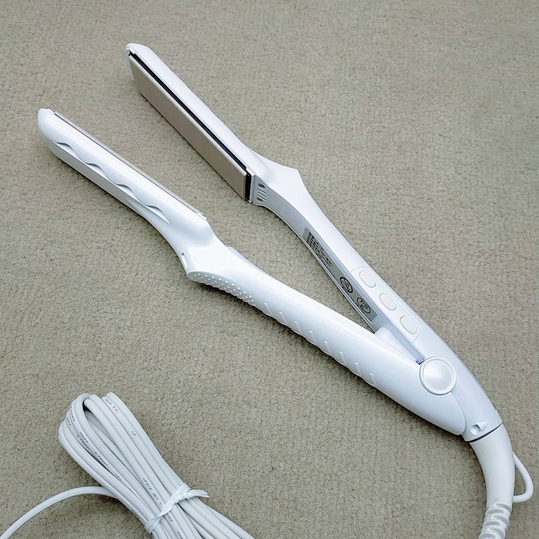 ほぼ未使用??付属品完備》 KINUJO 絹女 ストレート アイロン 《ほぼ未