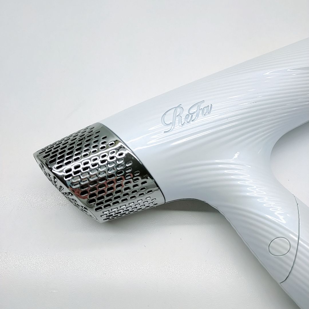 ほぼ未使用?付属品完備》 《ほぼ未使用》 Refa リファ ビュー ほぼ未使用?付属品完備》 《ほぼ未使用》 Refa リファ ビュー