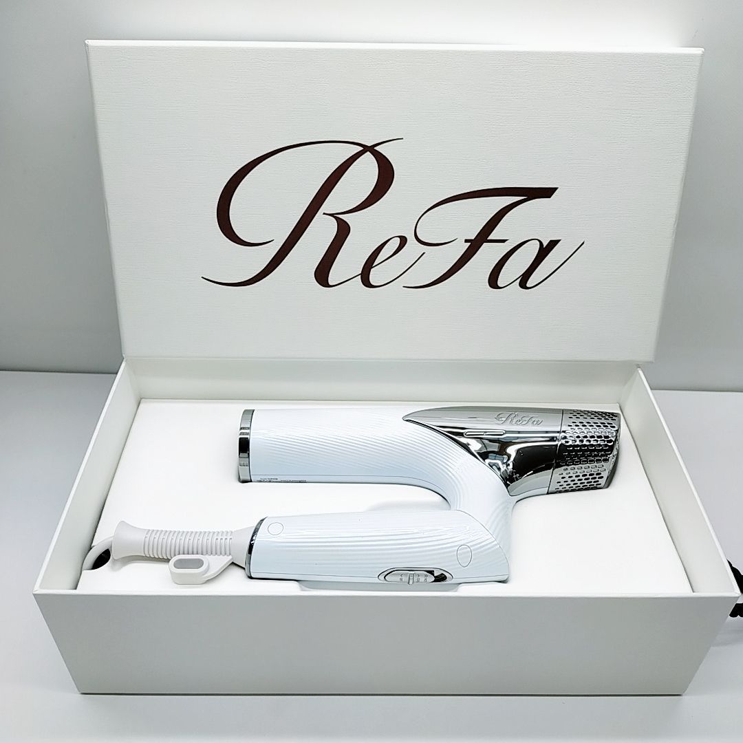 ほぼ未使用》 Refa リファ ビューティック ドライヤー スマート ほぼ未使用》 Refa リファ ビューティック ドライヤー スマート