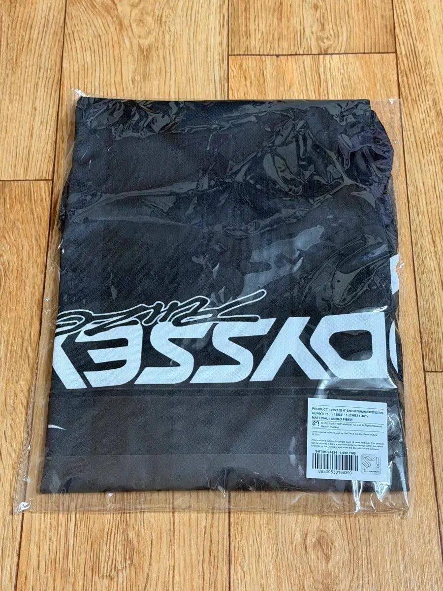 RIIZE（ライズ） ウンソク（EUNSEOK） バンコク ポップアップ Tシャツ M 未開封 RIIZE